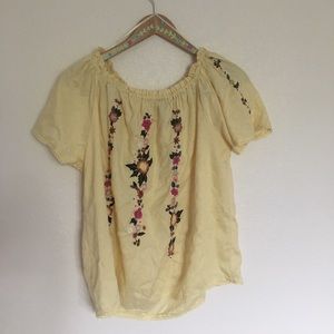 Francesca’s off the shoulder yellow floral top XS